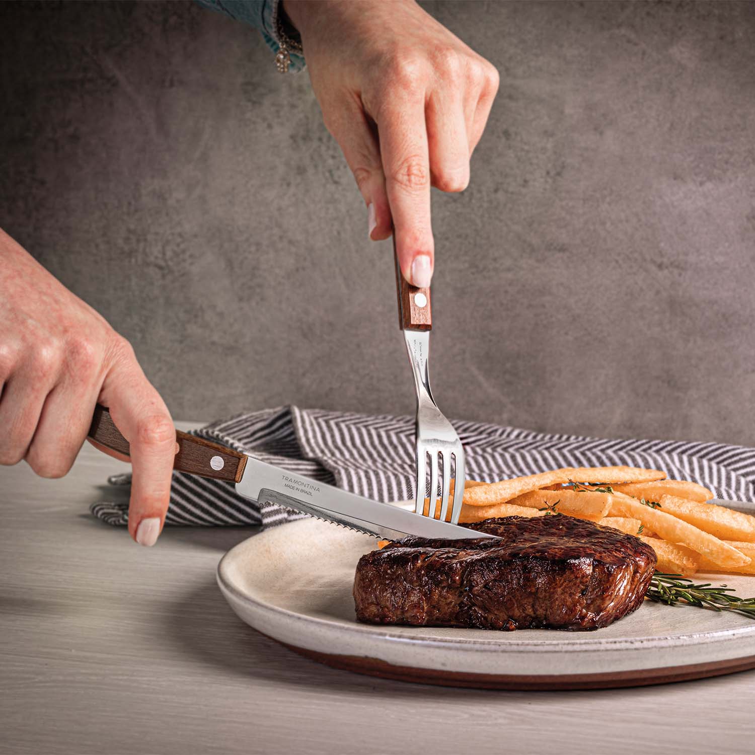 Tramontina 12 Piece Steak Cutlery Set-Service for 6 - Image 8