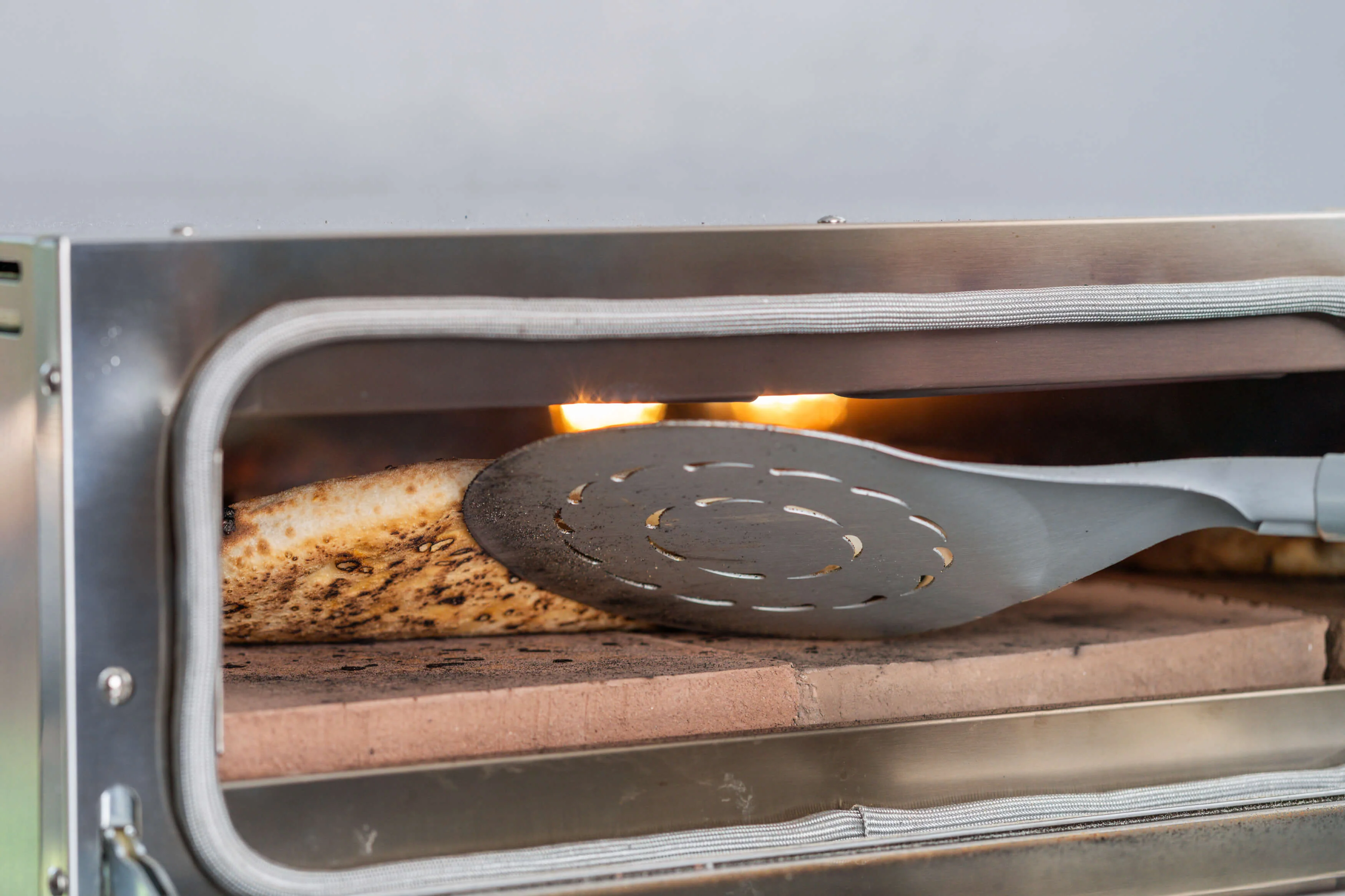 Effeuno N3 Electric Pizza Oven – 500°C Neapolitan Pizza Oven with Biscotto Stone – Indoor/Outdoor Use – Made in Italy - Image 3